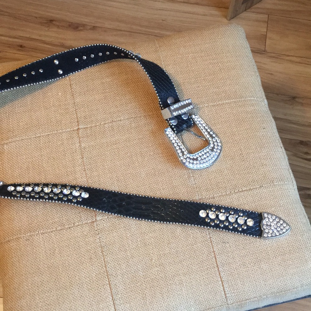Leather belt skulls and sparkle
